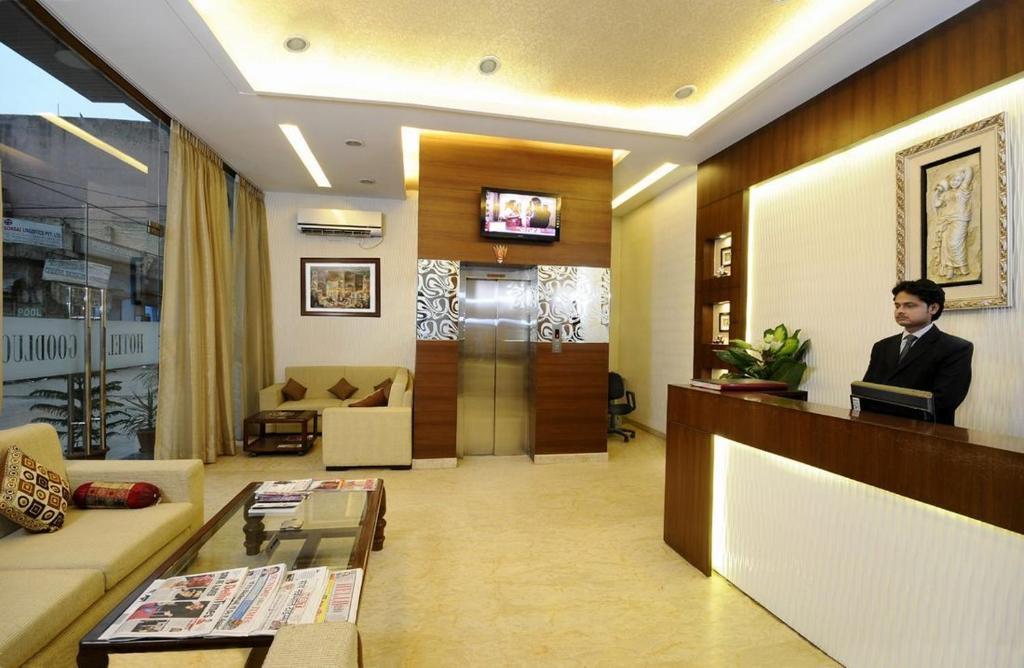 Airport Hotel Goodluck Nowe Delhi Zewnętrze zdjęcie