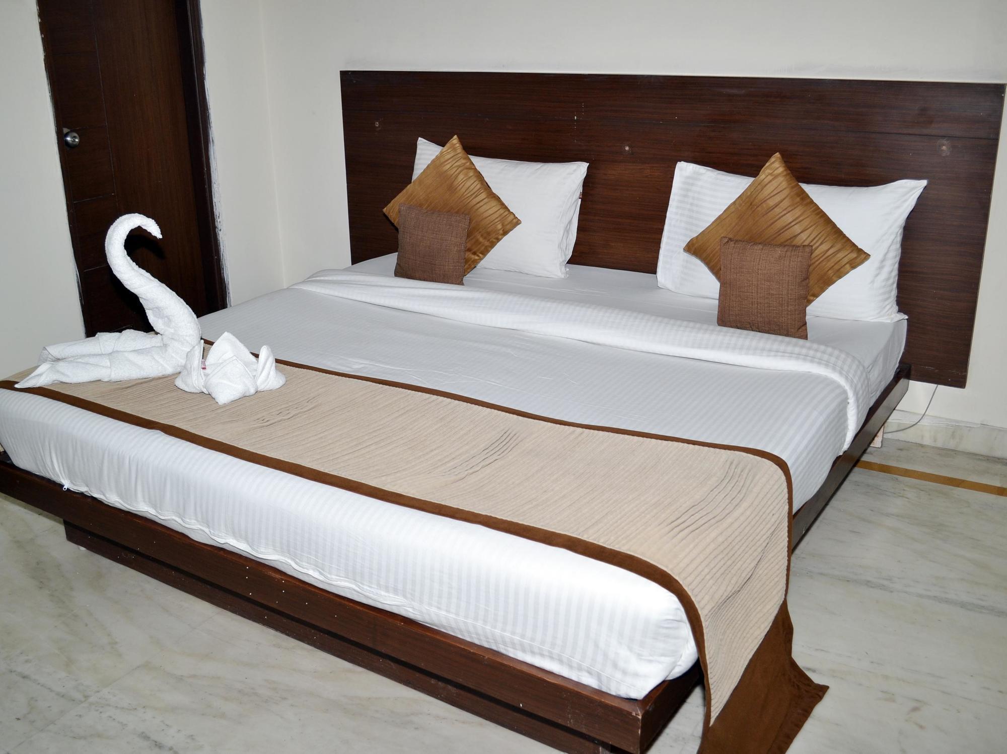 Airport Hotel Goodluck Nowe Delhi Zewnętrze zdjęcie